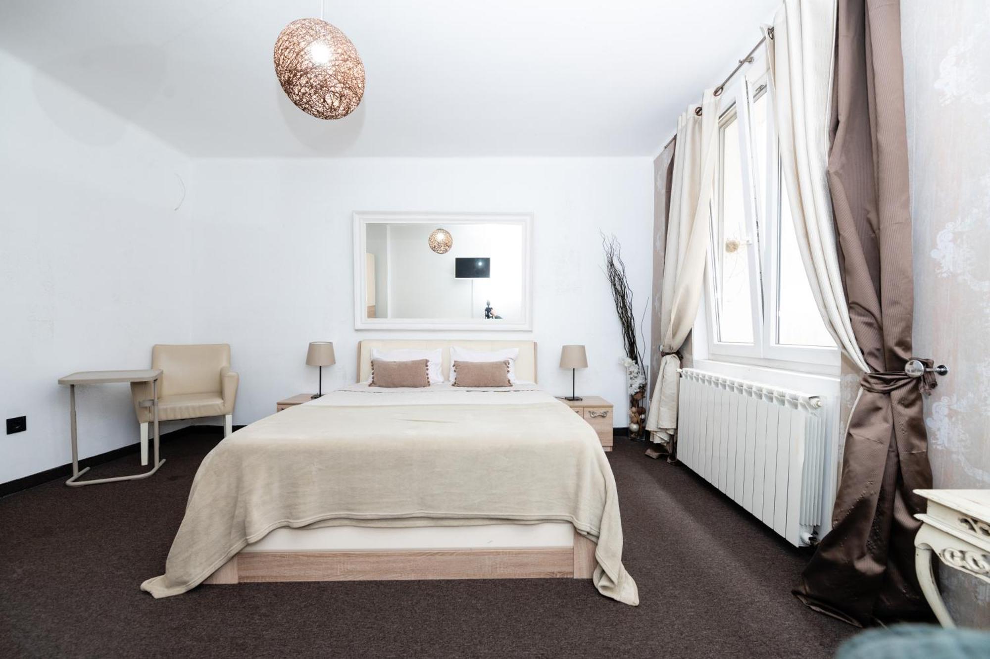 Central Belgrade Apartments Free Parking Belgrado Exterior foto