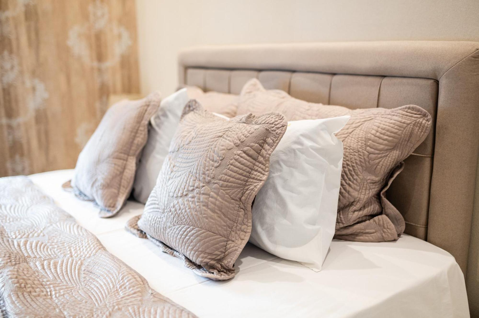 Central Belgrade Apartments Free Parking Belgrado Exterior foto