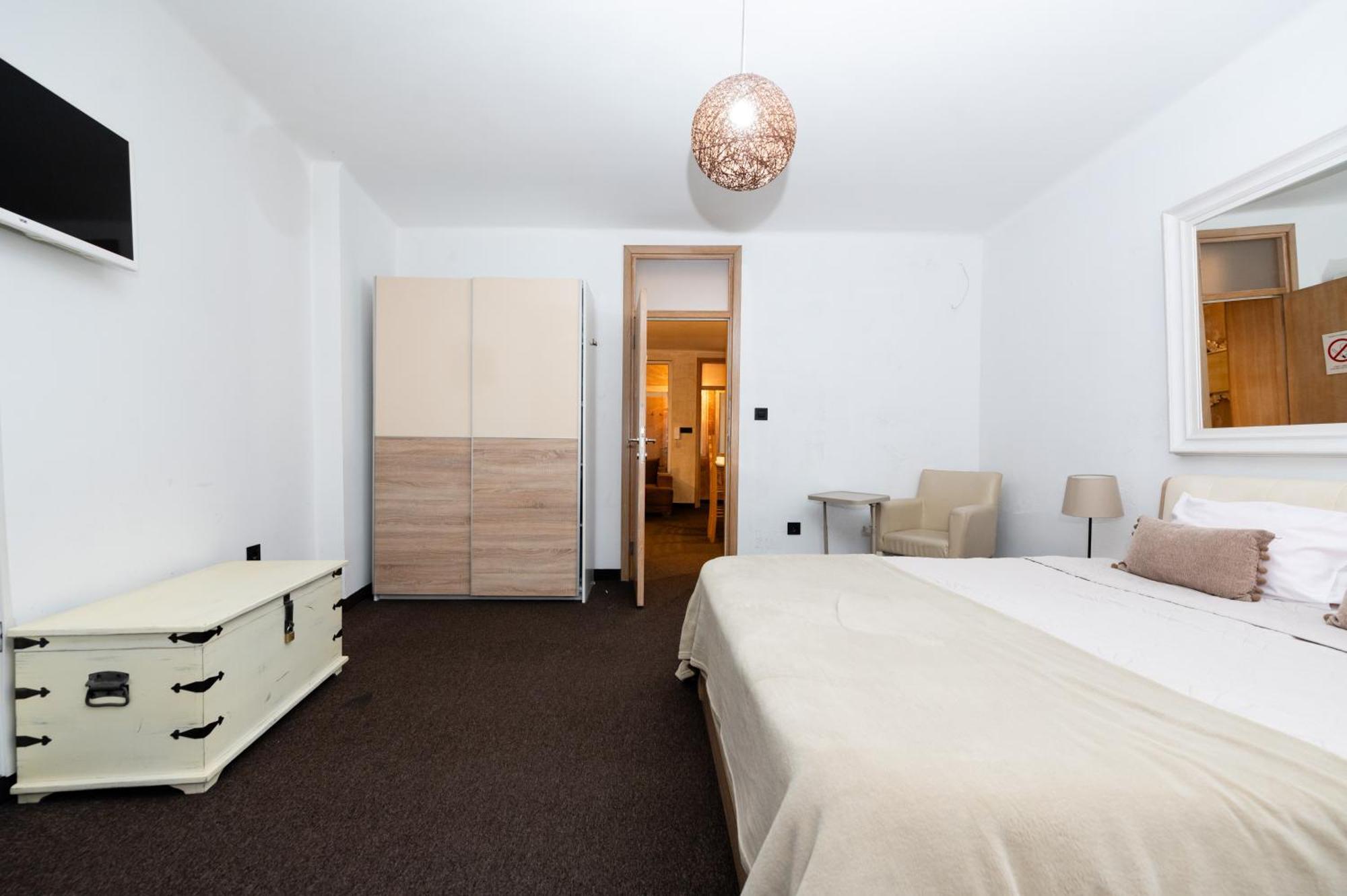 Central Belgrade Apartments Free Parking Belgrado Quarto foto